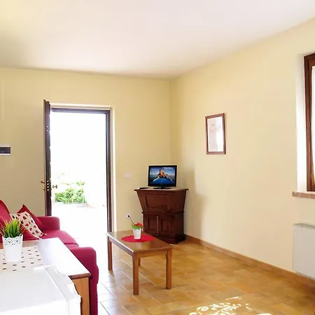 別荘 Ferienwohnung Todi 130s